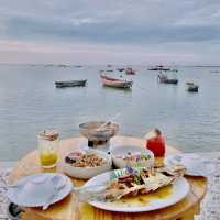 Hideout Beach Cafe & Bistro