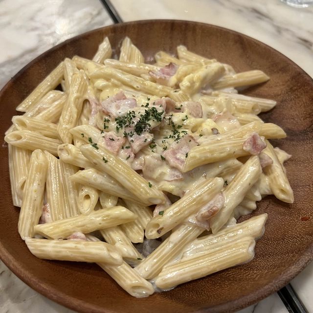 新蒲崗中西合璧餐廳