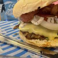 Bigg’s Diner Fantastic Burger