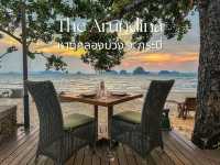 The Arundina ห้องอาหารไทยริมชายหาดคลองม่วง