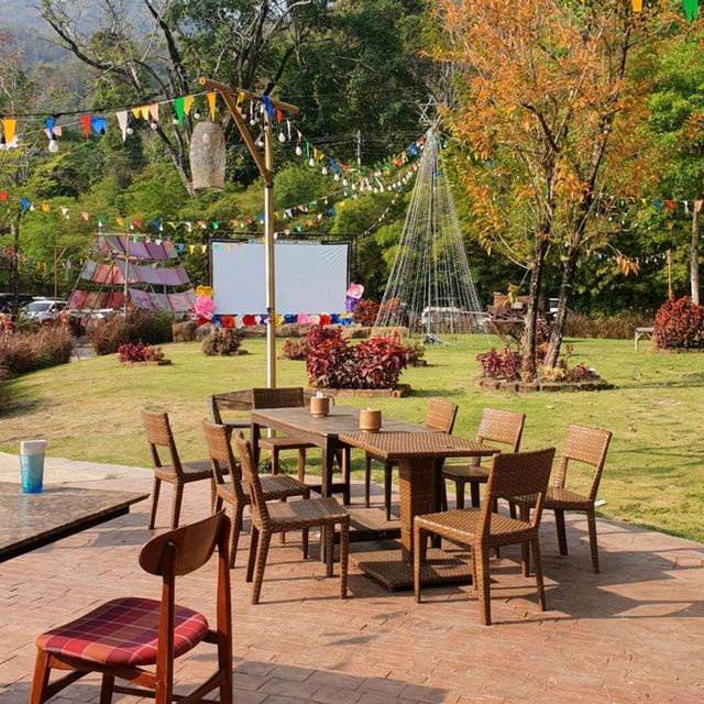 วันพักผ่อนของครอบครับกับที่พักสไตล์อีสาน