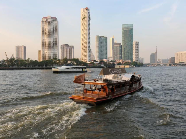 Chatrium Hotel Riverside Bangkok ที่พักสวยริมน้ำ