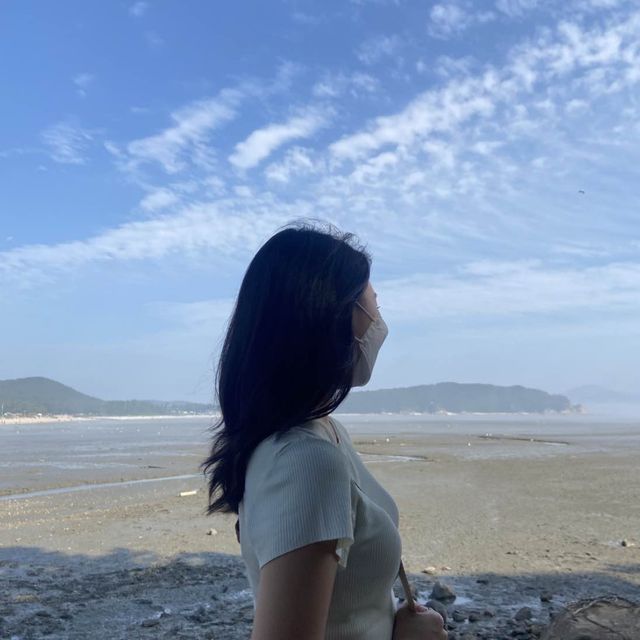 간조시에 드러나는 넓은 모래사장이 멋진 [을왕리 해수욕장]