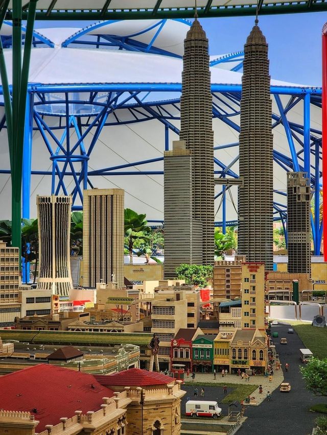 ย้อนวัยไปกับเลโก้แลนด์ - Legoland Malaysia