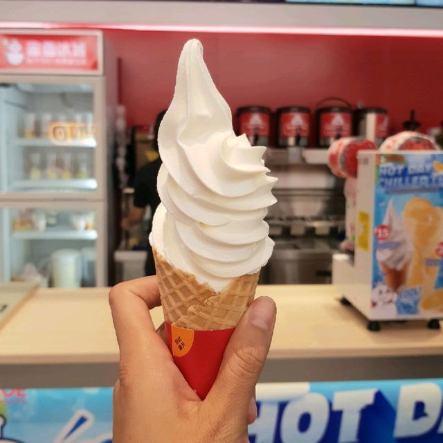 พากิน MIXUE ไอติมสัญชาติจีน