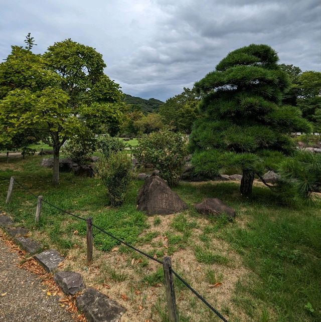 池田城跡は、凄い坂道と急な階段を登った先に有る…かなり体力が要るけど、登るかちが有る。