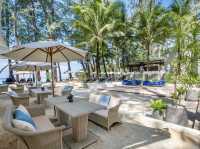 Dinning at 333 @ the beach restaurant 