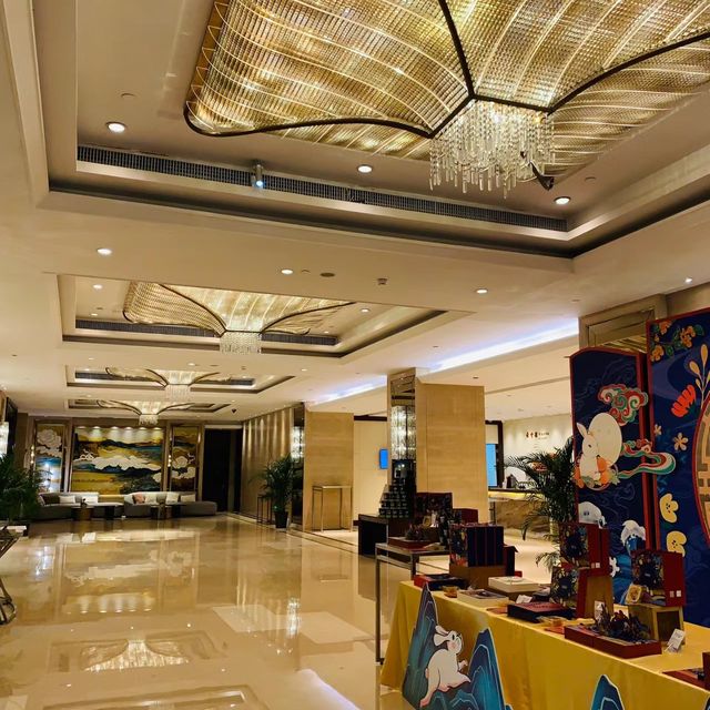 🌸🏨 廣州希爾頓逸林酒店──奢華雅致、極致舒適的住宿體驗 💎🌿🛏️