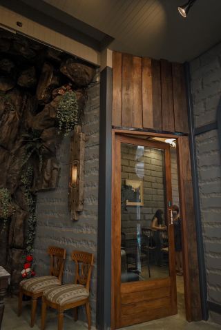 유럽 ​​스타일 카페 앤 바 Nives Cafe and Bar