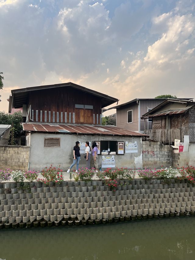 คลองแม่ข่า ถนนคนเดินสุดคิวท์กลางเมืองเชียงใหม่