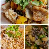 หิวแล้วแวะกินมื้อค่ำก่อนที่ Riverside garden