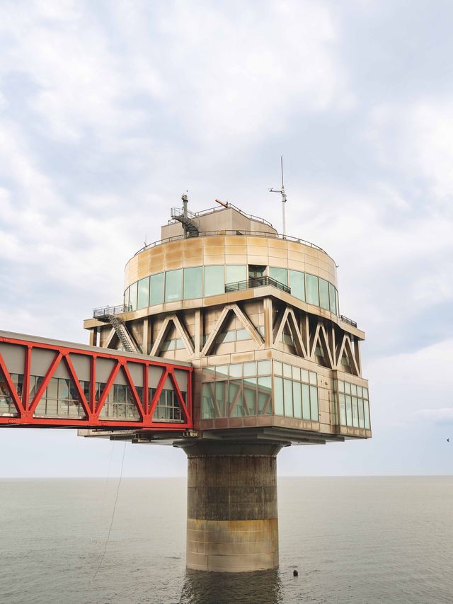 日本最北端＆最大級の海中展望塔✨