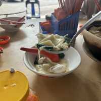 話望生鎮的華人料理 🍲🥛