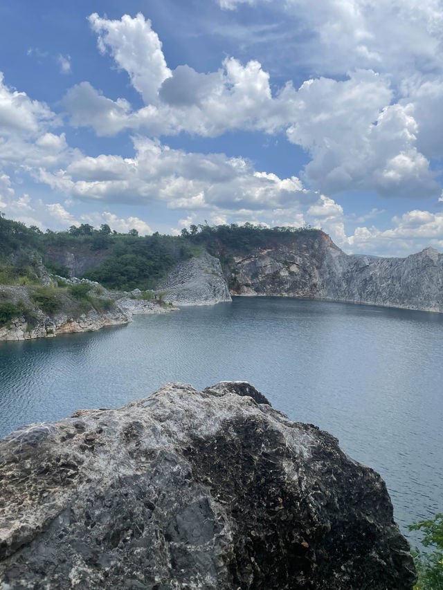 Blue Lagoon ภูผาม่าน
