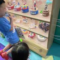 迪士尼一百周年，鑽石山荷里活廣場