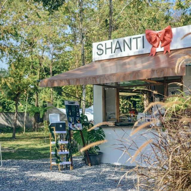 Shanti cafe 