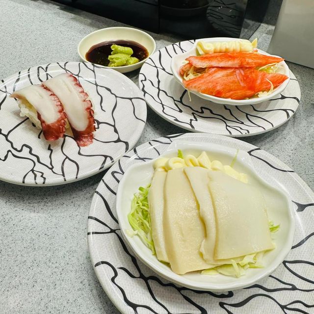 😋Sushi Express🍣✨….great dining in town