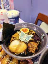 銅鑼灣| KUROMI主題拉麵店💜