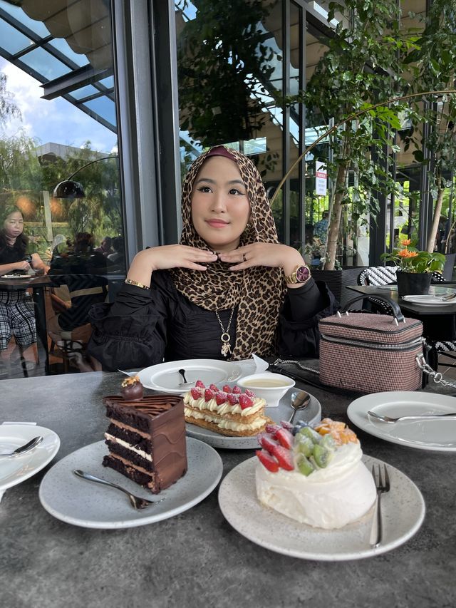Cafe hunting for tea time 🫖 Locarasa ✨