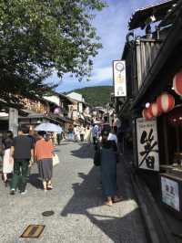 ถนนหน้าวัดน้ำใส Matsubara Street