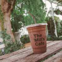 The Mill's Cafe คาเฟ่ริมแม่น้ำท่าจีน