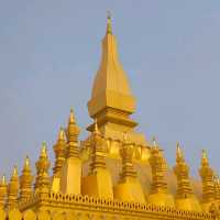 พระธาตุหลวงเวียงจันทน์ ພຣະ​ ທາດຫຼວງ