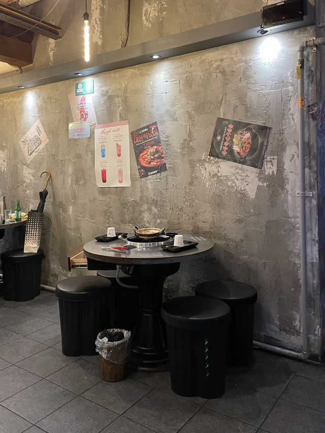 【韓国】明洞 ホルモンの人気チェーン店がオープン