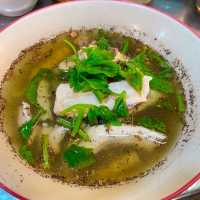 เจ้หน่อย ก๋วยเตี๋ยว ข้าวต้มซีฟู้ด