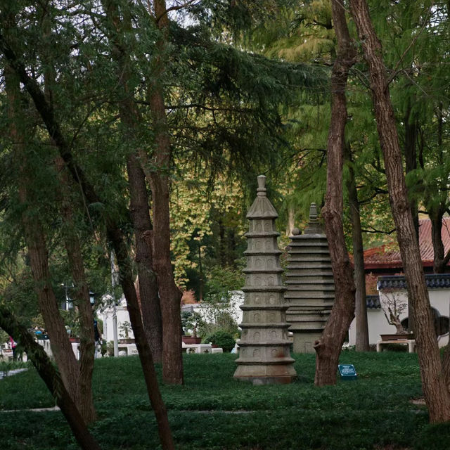 【高雄】千塔園：神聖佛塔