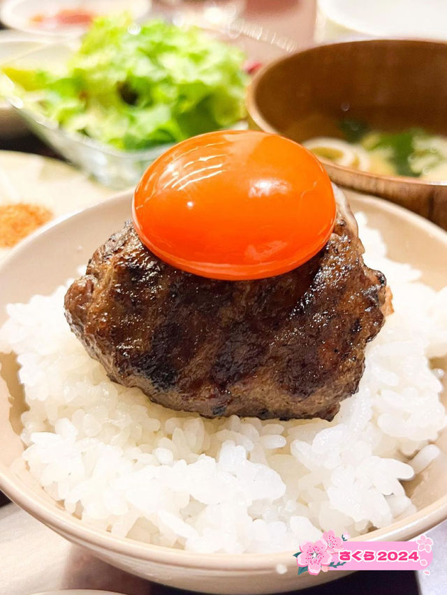 【北九州グルメ】目の前で自分で焼きながら食べられるハンバーグ