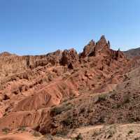 🇰🇬 Ready to be amazed at FAIRYTALE canyon! 🏜️
