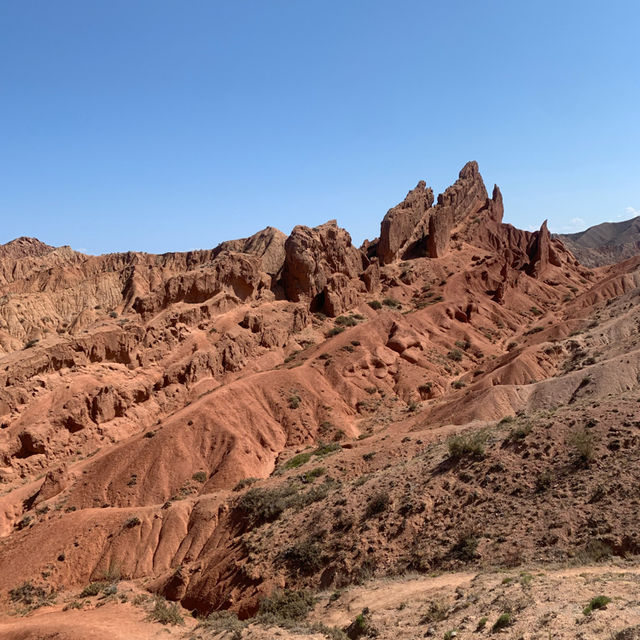 🇰🇬 Ready to be amazed at FAIRYTALE canyon! 🏜️