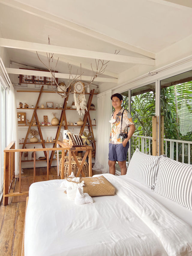 🌳 “บ้านไร่ ไออรุณ” ที่พักที่ต้องกลับไปซ้ำให้ได้