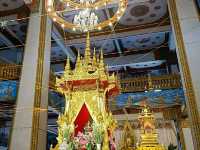 พระมหาธาตุแก่นนคร  ขอนแก่น