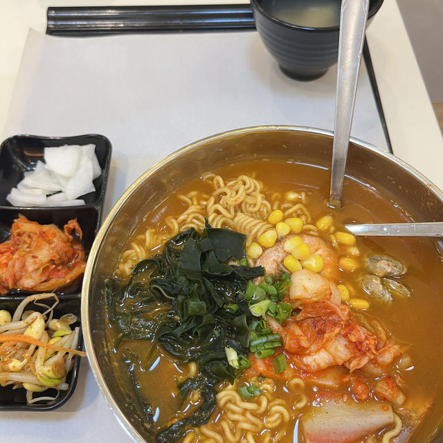 DUBUYO URBAN KOREAN FOOD