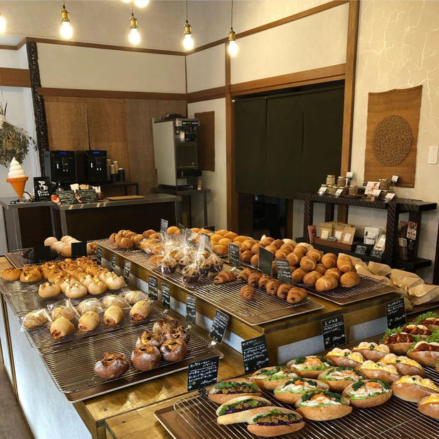 【福岡グルメ】靴を脱いで上がるパン屋さん