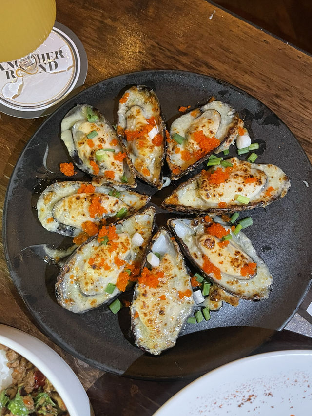 Another Round Thonglor 13