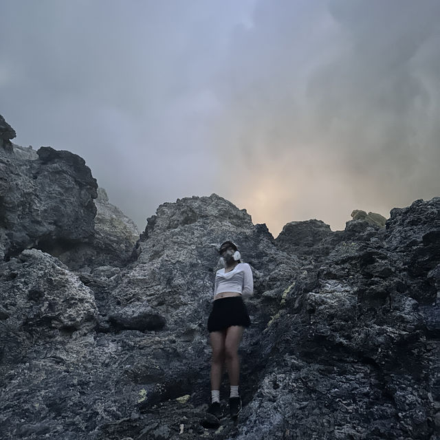 The beautifully dangerous Mt Ijen
