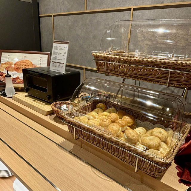 【神戸・みなと元町】ホテルビュッフェがお手頃に楽しめる「神戸ポートキッチン」