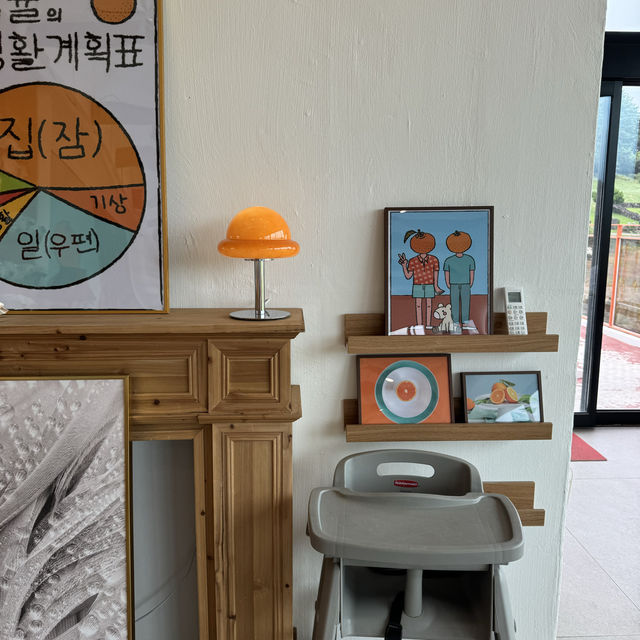 제주 서쪽 여행코스 애월 감귤나라컨셉 초신상 카페🍊
