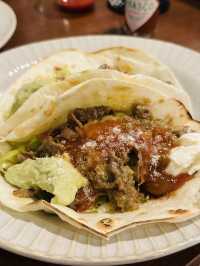 【神戸　三宮】　ダーツとカラオケできるメキシカンバー