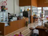 Dee Café & Eatery อร่อยเปิดใหม่ ตะกั่วป่า พังงา