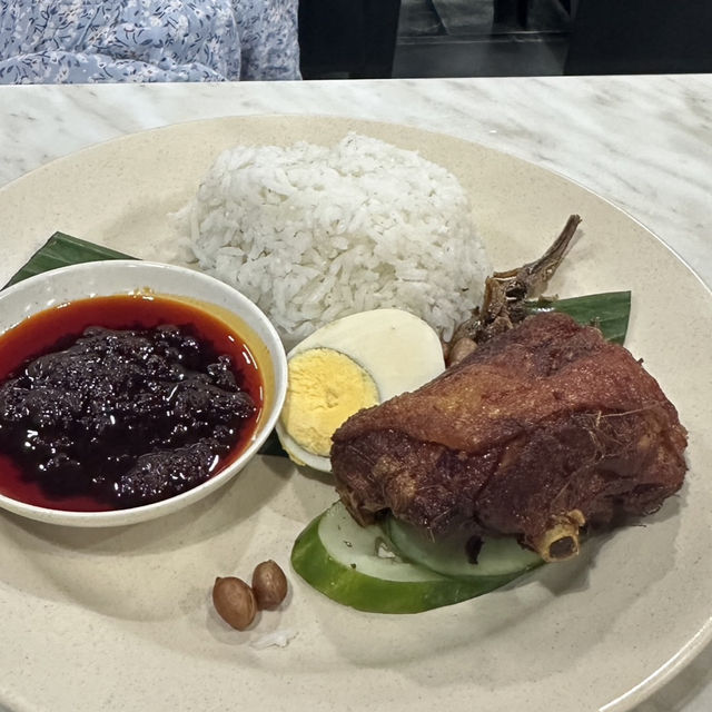 From Roadside to Restaurant: The Nasi Lemak Bangsudu Journey 🇲🇾