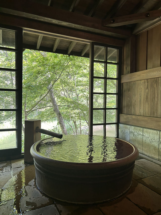 【熊本・黒川温泉】緑を眺めながら入る温泉が最高