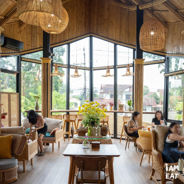 Chan Cafe&Thai Cuisine คาเฟ่เปิดใหม่ในซอยสวนผัก