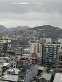 不用20秒直攻山頂，平台設有「 天空步道 」