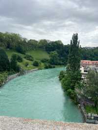 瑞士🇨🇭伯爾尼Bern｜愛因斯坦故居🏡超美中世紀建築🏰在大街上的熊公園🐻