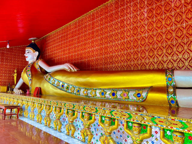 สักการะพระราหูวัดขุนจันทร์