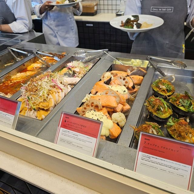 [渋谷]選べるデリ&ヌードルで健康的なランチを[CITYSHOP 渋谷キャスト店]