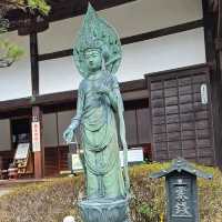有馬溫泉區〔念佛寺〕與〔極樂寺〕的靜謐之美**